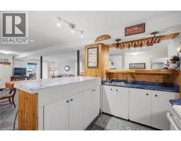 122 DELAVAN Drive - 26