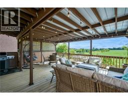 122 DELAVAN Drive - 33