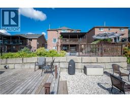 122 DELAVAN Drive - 44