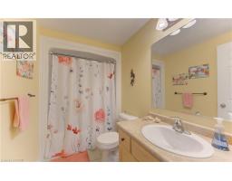 6 EDWARDS Street - 16