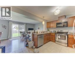 6 EDWARDS Street - 3