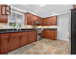 160 WILLS Crescent - 17