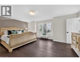 160 WILLS Crescent - 26