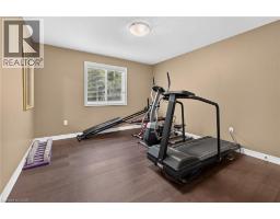 160 WILLS Crescent - 31