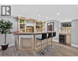 160 WILLS Crescent - 36