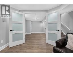160 WILLS Crescent - 38