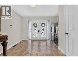 160 WILLS Crescent - 5