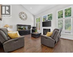 160 WILLS Crescent - 8
