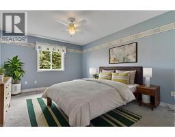10 ISHERWOOD Avenue UnitNo. 37 - 16