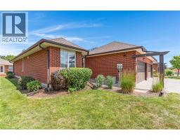 10 ISHERWOOD Avenue UnitNo. 37 - 2