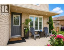 172 HIGHLAND Road W - 2