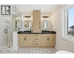 7 BARTLETT Avenue - 31