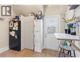 30 ONTARIO Avenue - 33