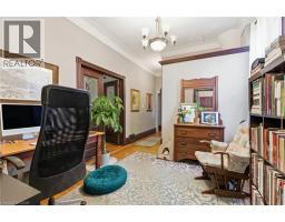 30 ONTARIO Avenue - 9