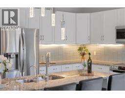 225 TREMAINE Crescent - 10