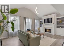 225 TREMAINE Crescent - 11