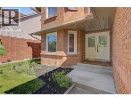 194 GLENVALLEY Drive - 3