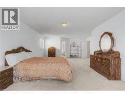 194 GLENVALLEY Drive - 31