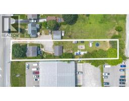 509 QUEENSWAY W - 38