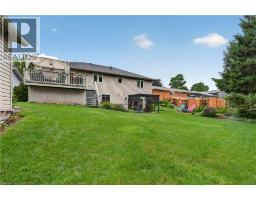 213 MARGARET Street S - 36