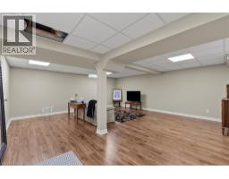 282 WINTERBERRY Boulevard - 35