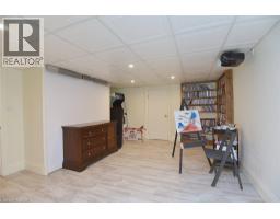 421 8TH CONCESSION Road E - 42