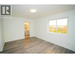 18 HERITAGE Drive - 26