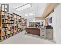 30 CARRIAGEGATE Drive - 24