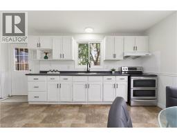 61 BALFOUR Crescent - 10