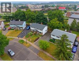 61 BALFOUR Crescent - 29