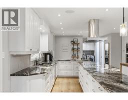 8 SQUIRE Court - 13