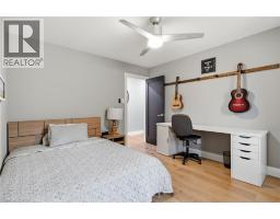 8 SQUIRE Court - 26