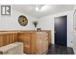 8 SQUIRE Court - 35