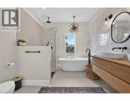 7327 RAINHAM Road - 31