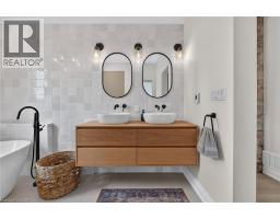7327 RAINHAM Road - 32