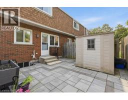 29 GLENBURN Court UnitNo. 15 - 30
