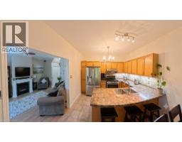 102 WILLOW Lane - 6