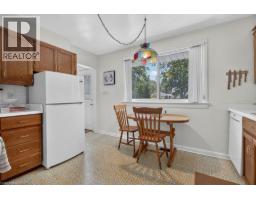 392 HENDERSON Road - 14