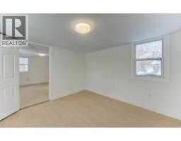 190 LANCASTER Street E - 15