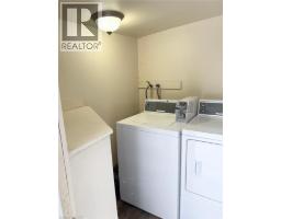 190 LANCASTER Street E - 25