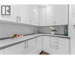3332 TESTIMONY Square - 17