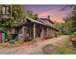 4034 VICTORIA Avenue - 1