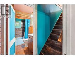 4034 VICTORIA Avenue - 25