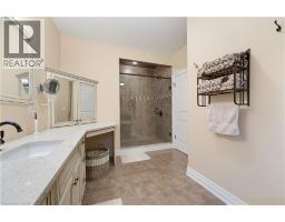 60 DONJON Boulevard - 12