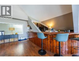 15 JAYLIN Crescent - 13