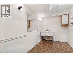 87 REGENT Avenue - 35