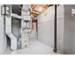 87 REGENT Avenue - 37
