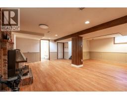 27 DELEVAN Crescent - 21