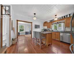 72 MAIN Street S - 12