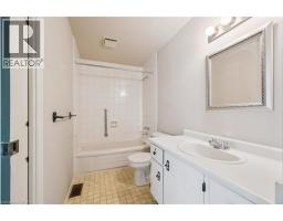477 BEECHWOOD Drive UnitNo. 4 - 23
